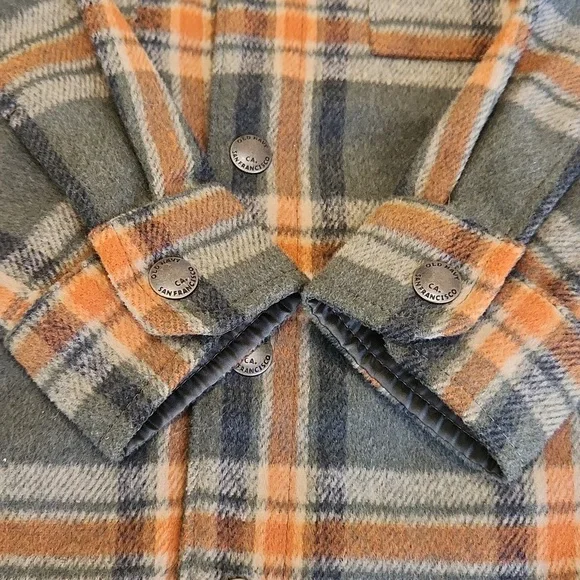 Old Navy Plaid Toddler Shacket Snap Buttons Sherpa Lining Pockets 4T - Picture 7 of 14